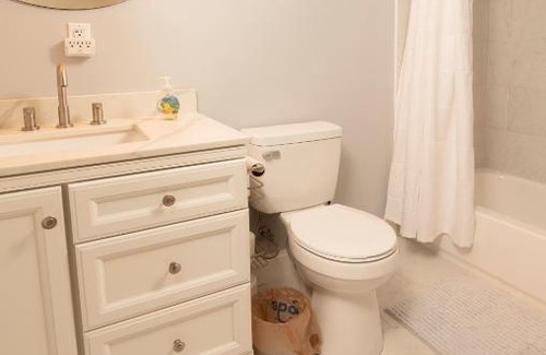 Smoketown Jackson House | Stylish 3-bedroom in the Heart of Louisville