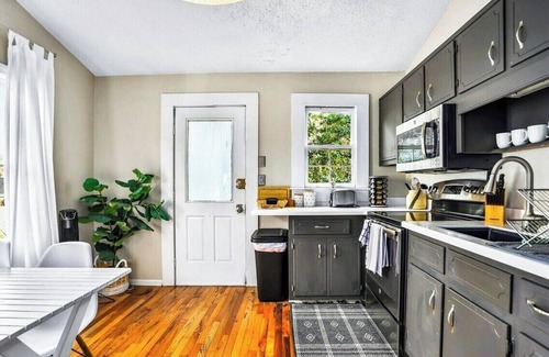 Old Fourth Ward House | Stylish 3-Bedroom Oasis in Prime Atlanta Location