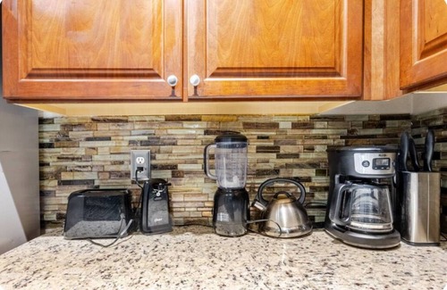 Southside House | "Stylish 3BR/2.5BA Luxury Townhome – Your Dream Home Awaits!"