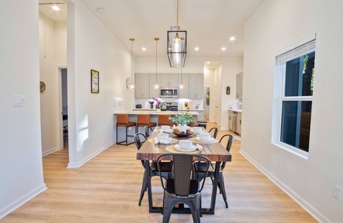Denver Heights House | Stylish 3BR 2BA Urban Retreat Near Lively Downtown