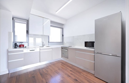 Neve Tzedek Apartment | Stylish 3BR Amazing Sea View W/Parking by HolyGuest