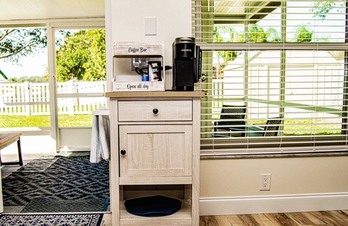 Brandon House | Stylish 3BR Home w/Lake Views in Heather Lakes |Lanai |Pet-Friendly Yard |Long Stays Welcome!