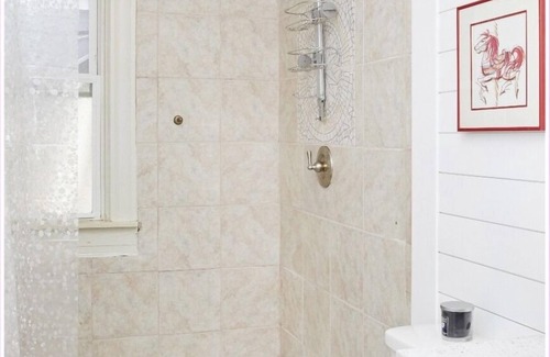 Tyler Park Apartment | Stylish 3BR Retreat in Kentucky