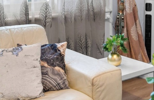 Maylands House | Stylish 3BR Retreat | Walk to Shops and 12min to CBD