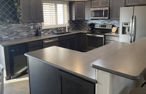 Lake Havasu City House | Stylish 4 bedroom house with pool, casita and garage parking, close to Lake