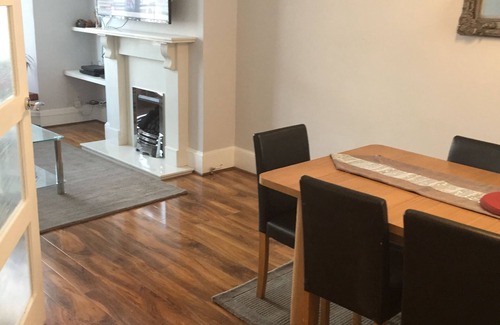 Brighton House | Stylish 4-Bedroom Victorian Home – Light, Spacious & Perfectly Located