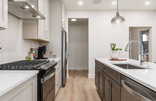 Merion Village House | Stylish 4BR in Merion Village PD