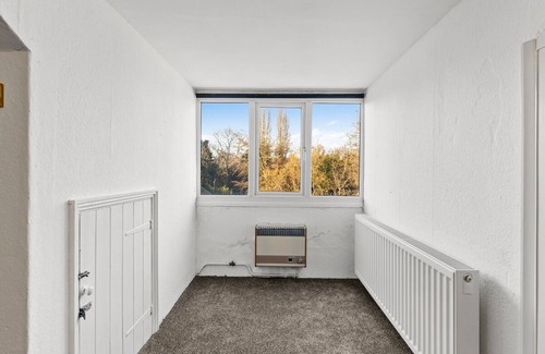 Loughborough House | Stylish 5 bed in Central Loughborough - Games Room