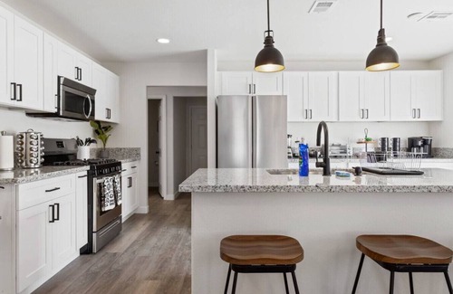 North Las Vegas House | Stylish 5BD Home w/Ping Pong and Billiard Table!