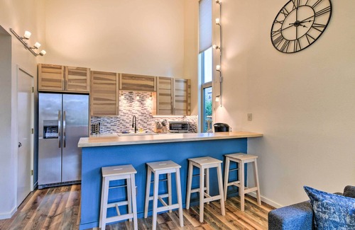 South Addition House | Stylish Anchorage Townhome ~ 1 Mi to Downtown
