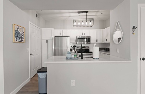 Saint Simons Heights Condo | Stylish and Cozy mInutes to the Beach
