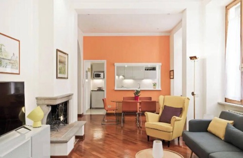 Rione XVIII Castro Pretorio Apartment | Stylish and Comfortable Apartment Between Colosseum and San Giovanninnnnnn