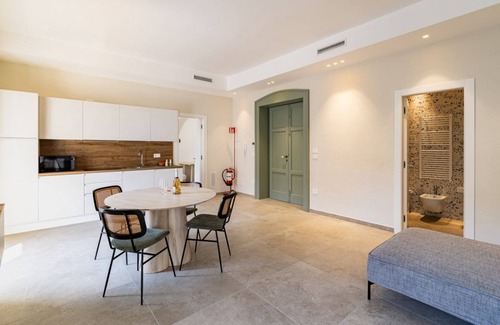 Trani Apartment | Stylish and comfortable of approximately 55 sqm apartment, accommodating up to 4 people, on the first floor of a four-story building with NO elevator (access via stairs).The property is located a stone's throw from Trani's city center and the port, in an