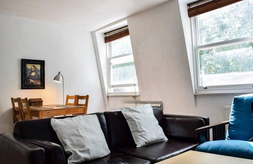 Dalston Apartment | Stylish and Cosy 1BD Flat in the Heart of Hackney!