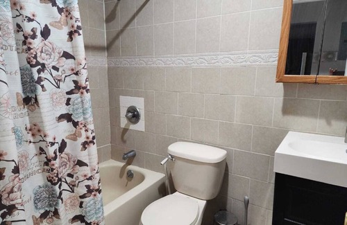 Prospect Lefferts Gardens Apartment | Stylish and cozy apartment near good city transportation