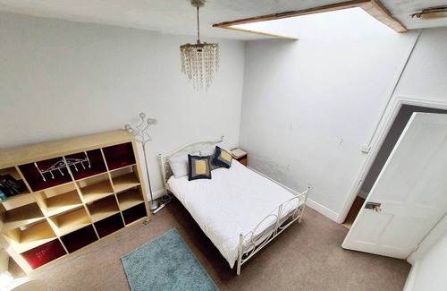 Horfield Apartment | Stylish and fully equipped 2 bedroom Maisonette