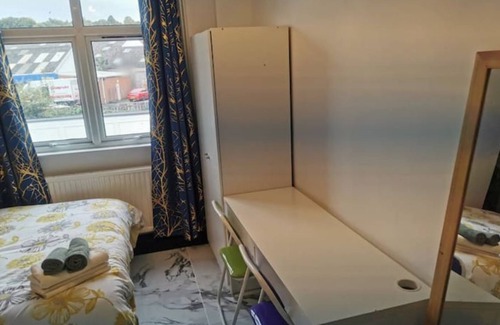 Dover Apartment | Stylish and Modern Apartment close to Dover Port!