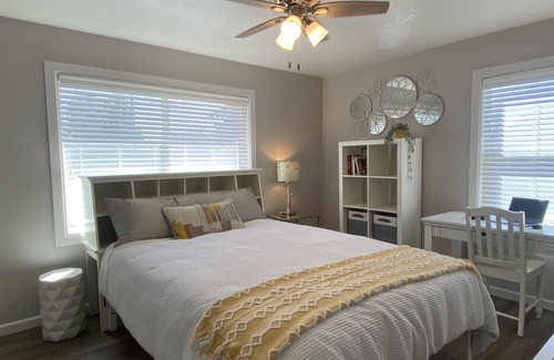 Gladstone House | Stylish and Modern craftsman bungalow home