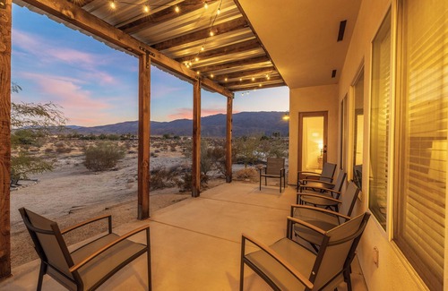 Borrego Springs House | Stylish and Private Adobe Retreat with Views in Borrego Springs/Anza Borrego
