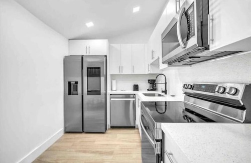 Miami Shores House | Stylish and Remodeled 3BR House
