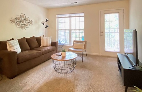 North Charleston Apartment | Stylish and Spacious Modern Apartment
