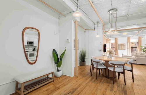 Hiler Apartment | Stylish and Spacious/3 BDR Unit in Dumbo NYC