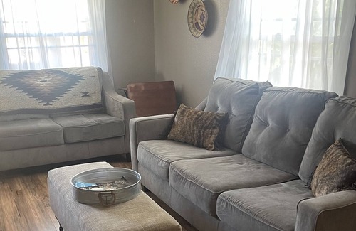 Fort Sumner House | Stylish and well appointed 2/1 in quiet neighborhood.