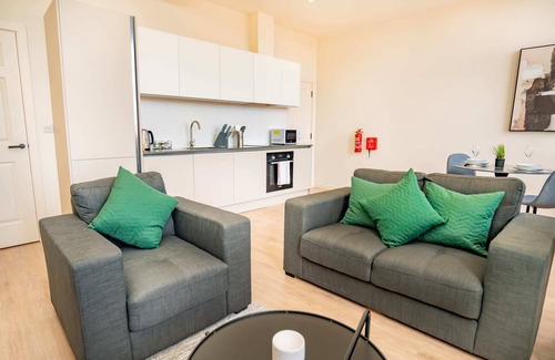 Newark Apartment | Stylish Apartment in the Heart of Newark