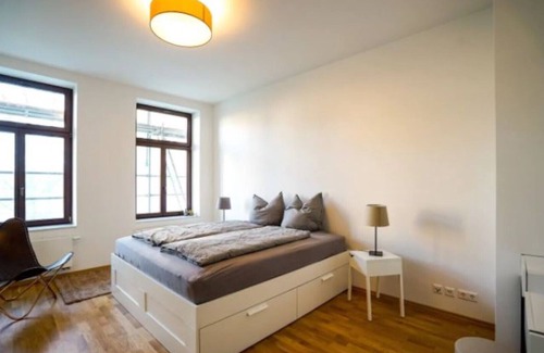 Zentrum-Ost Apartment | *Stylish apartment at the Main Station/2 BR/4-6 Pers.*