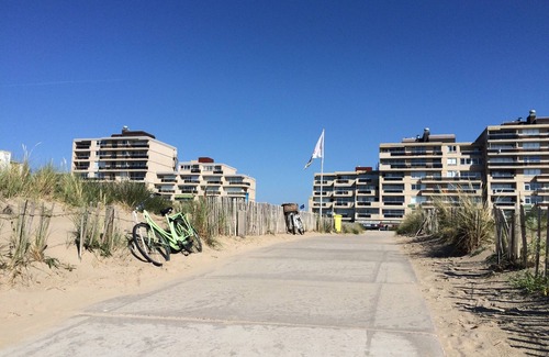Noordwijk Apartment | Stylish apartment by the sea with large terrace (22 m2) + free parking!