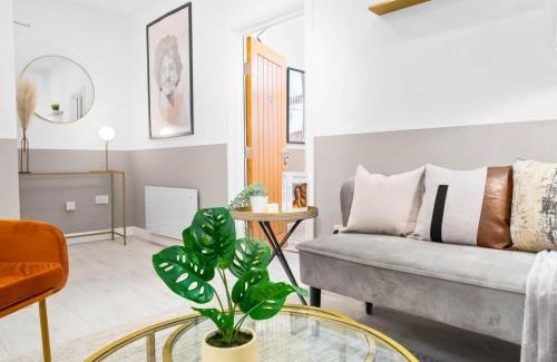 Edgbaston Apartment | Stylish Apartment - High Speed Internet & Free Netflix - Near City Centre - 2MR