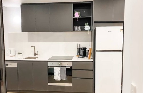 Reid Apartment | Stylish Apartment in Canberra CBD