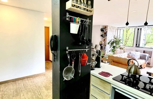 Las Lomas I Apartment | Stylish apartment in the best location!