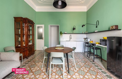 Kalsa Apartment | Stylish Apartment near Piazza Magione by Wonderful Italy