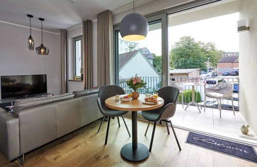 Eisenach Apartment | stylish apartment with large balcony - feel at home in the hist. center