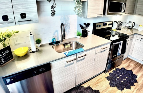 Inman Park Apartment | Stylish ATL Beltline Gem