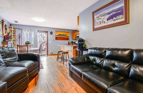 North Saint Paul House | ‼️Stylish Basement Stay with Office Space, AC & Fire Pit