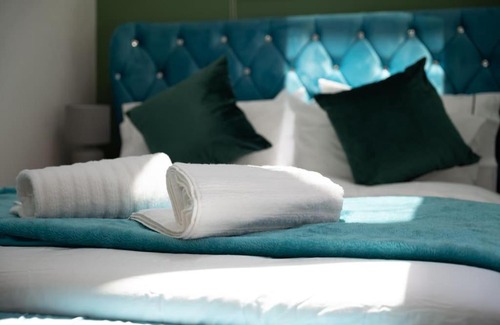 Herne Bay Apartment | Stylish Beachfront Bolthole with Stunning Sea Views and Luxury Touches