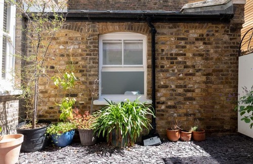 Herne Bay Apartment | Stylish Beachfront Bolthole with Stunning Sea Views and Luxury Touches