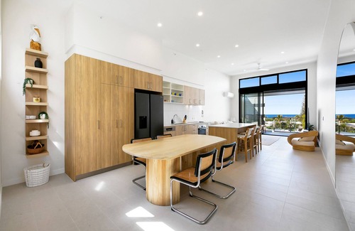 Bogangar Apartment | Stylish Beachside 1-Bed with Balcony & Ocean Views