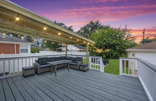 Westchester House | Stylish Buckingham Getaway/Game Room, Fire Pit & Outdoor Lounge