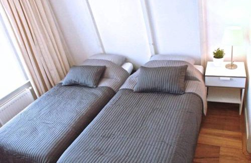 Grachtengordel-West Apartment | Stylish Canalhouse B