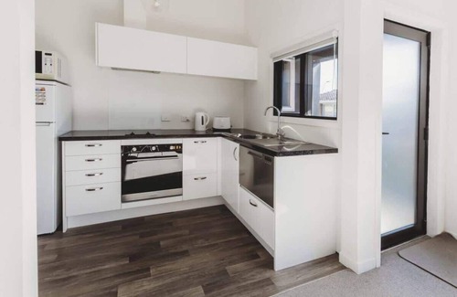 New Plymouth Apartment | Stylish CBD City Pad Apartment