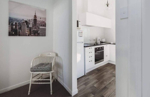 New Plymouth Apartment | Stylish CBD City Pad Apartment