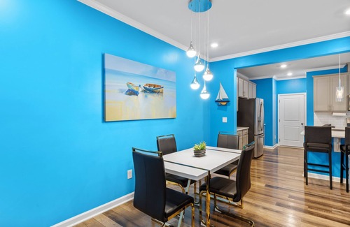 Northeast Raleigh House | Stylish & Central Townhome in the Heart of Raleigh