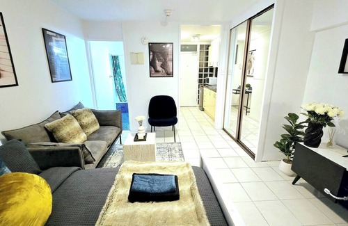 Kings Cross Apartment | Stylish Chic Studio in Rushcutters Bay