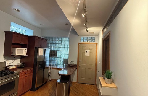 Irving Park Apartment | Stylish Chicago 1.5BR, 1 Bath + Sleeper Sofa Condo