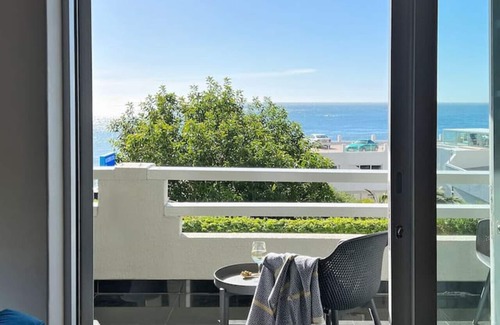 Clifton Apartment | Stylish Clifton Apartment - Number 5102