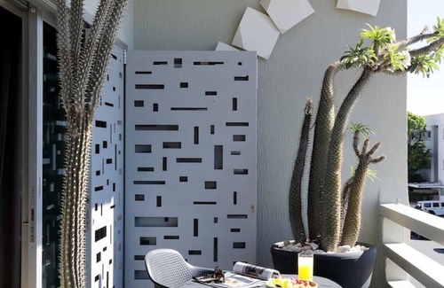 Clifton Apartment | Stylish Clifton Apartment - Number 5102