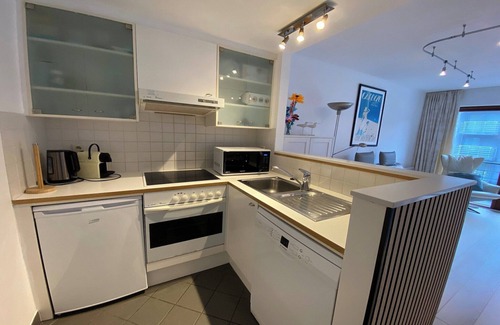 Nieuwpoort Apartment | Stylish Coastal Retreat
